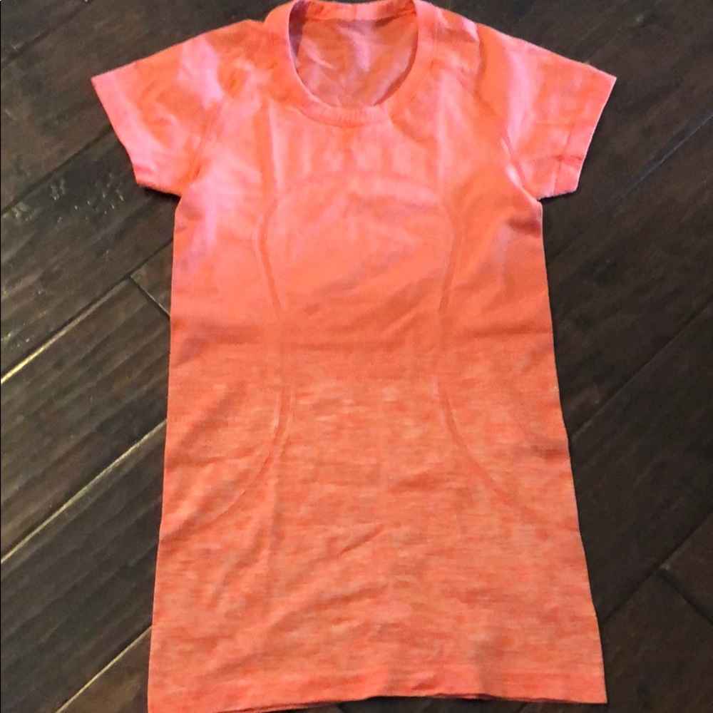 Lululemon short sleeve swiftly.. tag removed